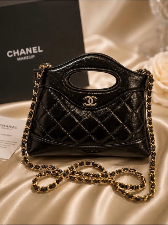 GWP Chanel Handbags - CHANEL Black Quilted Leather Crossbody Bag with Gold Chain